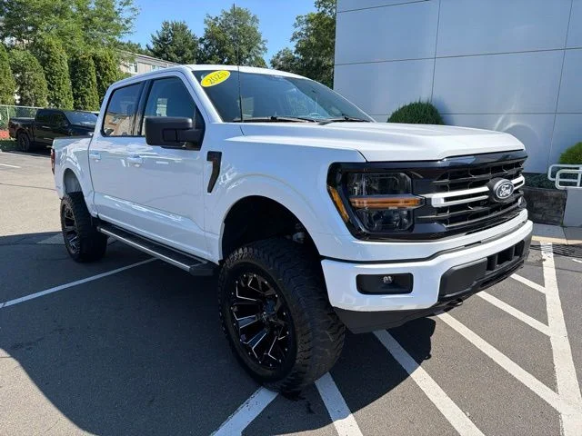 Used 2025 White Ford XLT image 10