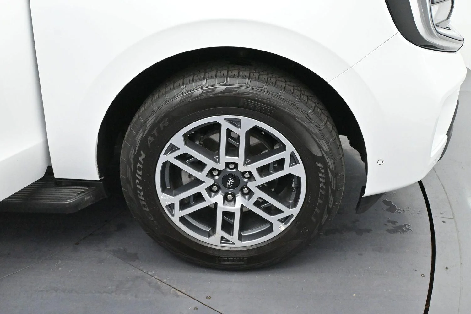 Used 2025 White Ford Active image 38