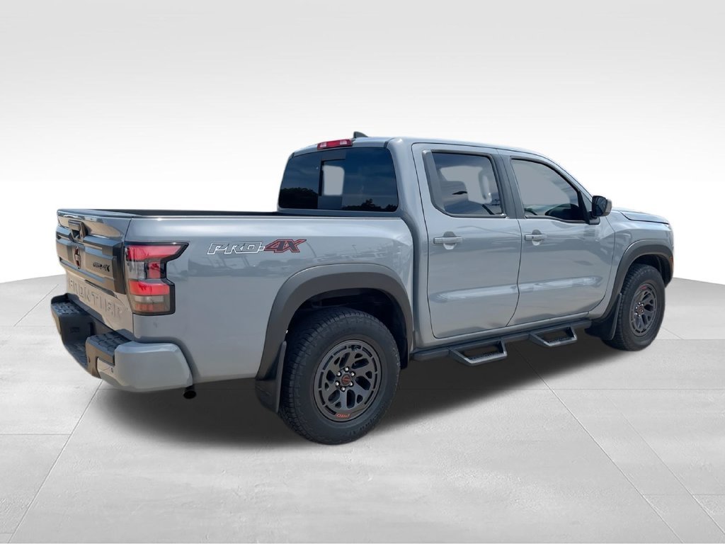 Used 2025 Gray Nissan PRO-4X image 8