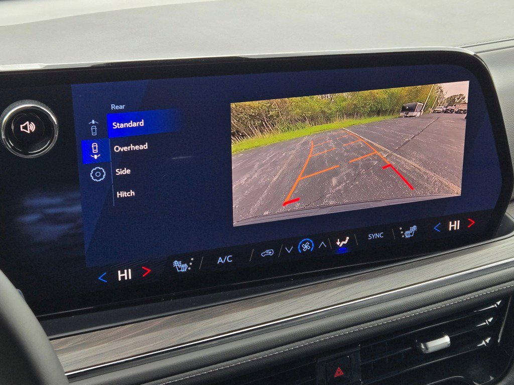 2025 Chevrolet Tahoe LT - Photo 28