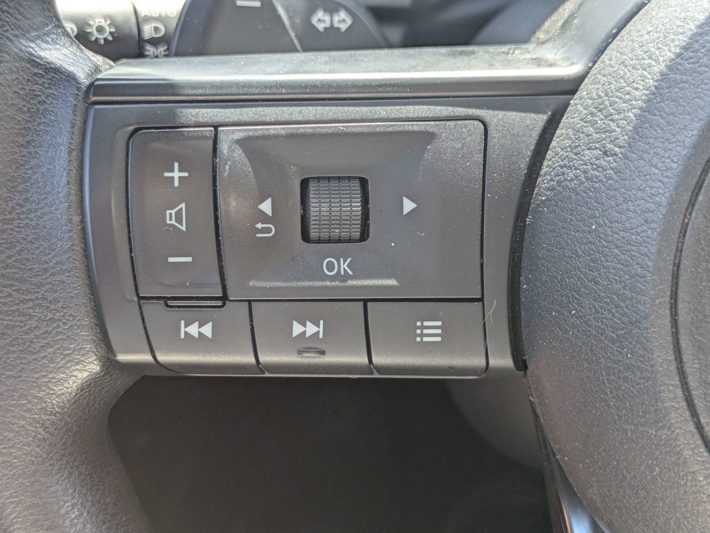 Used 2024 Silver Nissan S image 20