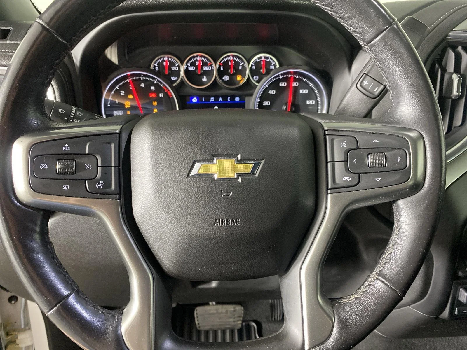 Used 2021 Summit White Chevrolet LT image 13