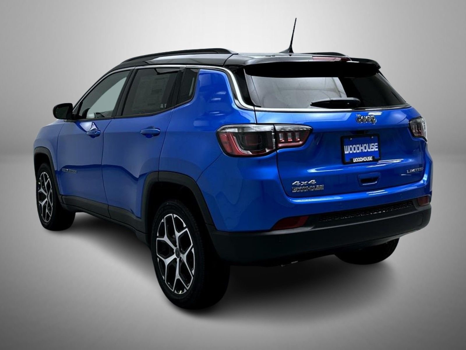 New 2026 Hydro Blue Pearl-Coat Exterior Paint Jeep Limited image 7