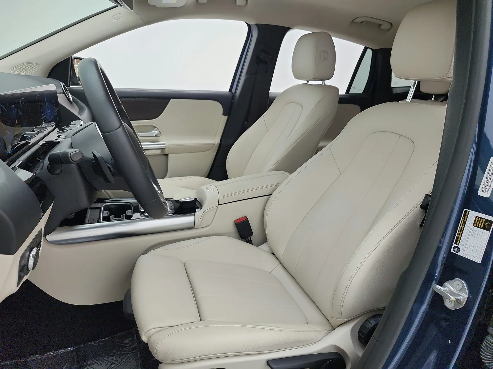 Certified Used 2022 Denim Blue Metallic Mercedes-Benz GLA 250 SUV image 13