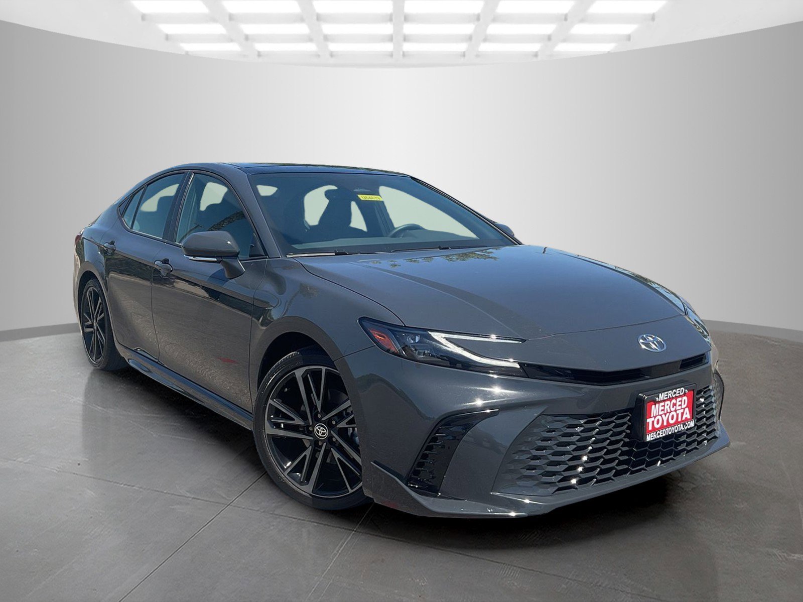 2026 Toyota Camry XSE - Photo 7