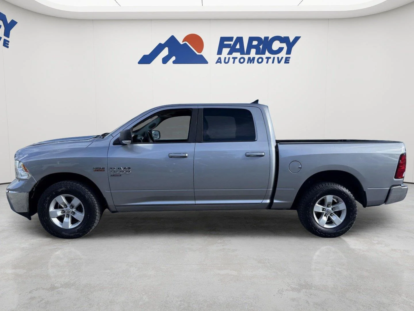 Used 2019 RAM Ram 1500 Classic SLT with VIN 1C6RR7LT7KS644928 for sale in Salida, CO