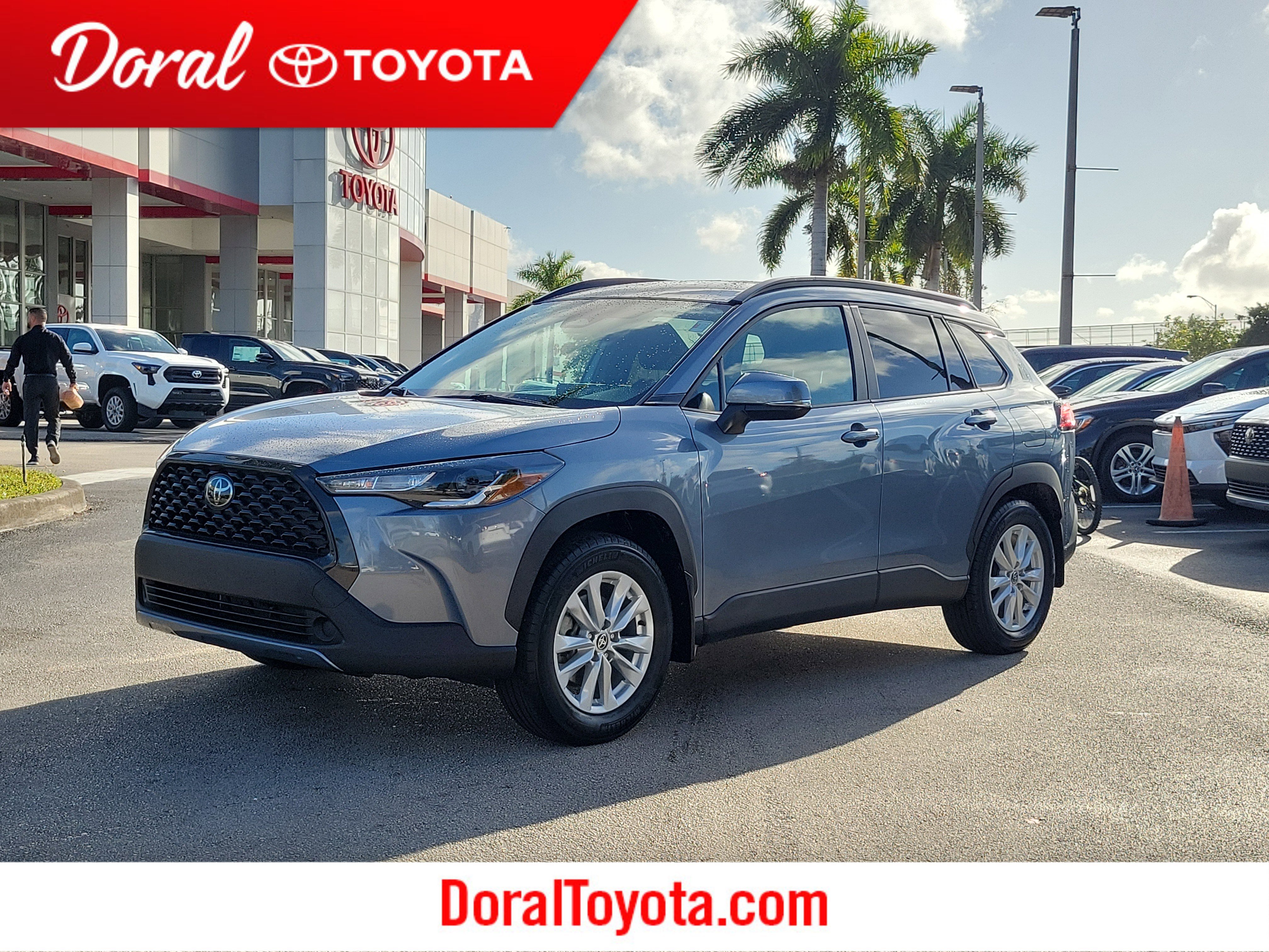 2024 Toyota Corolla Cross LE