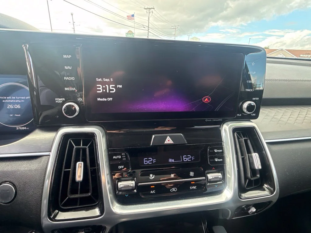 Used 2023 Blue Kia SX image 22