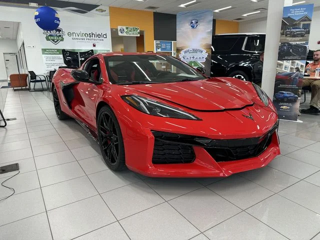 Used 2024 Red Chevrolet Z06 image 11