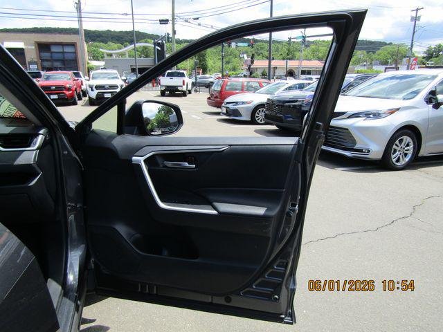 Certified Used 2023 MAGNETIC GRAY MET. Toyota  image 30