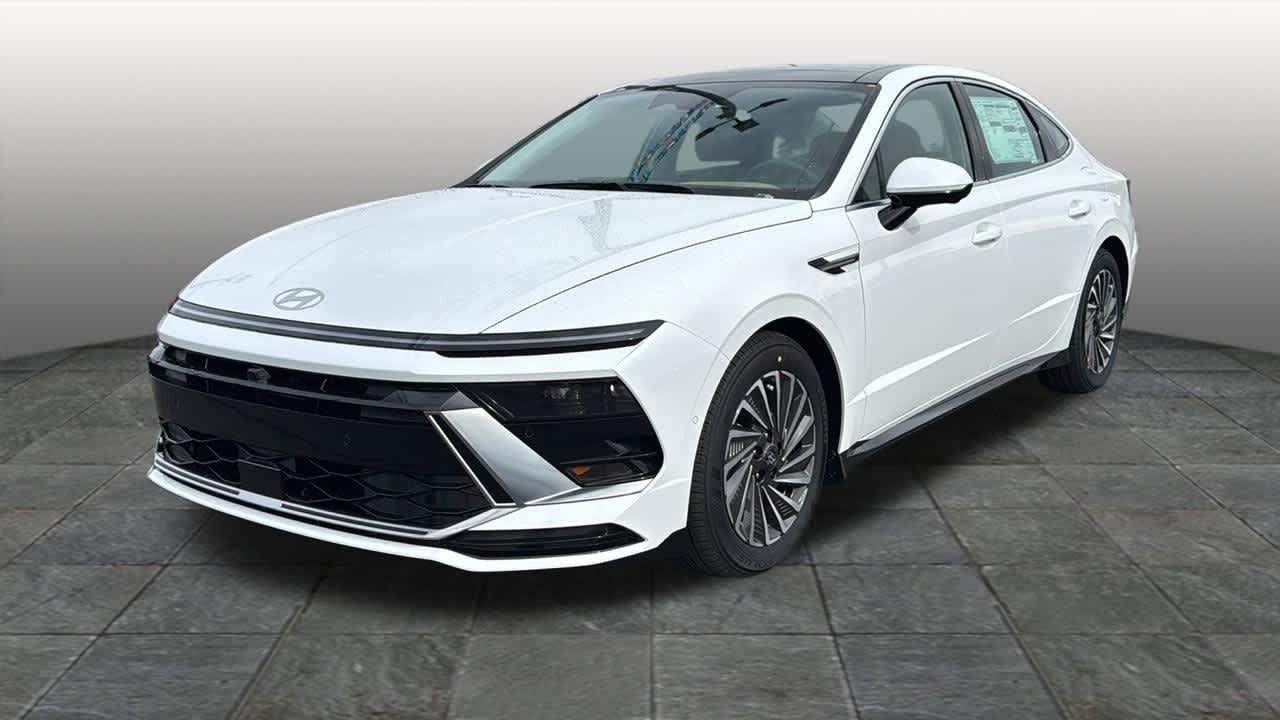 2026 Hyundai Sonata Limited's photo