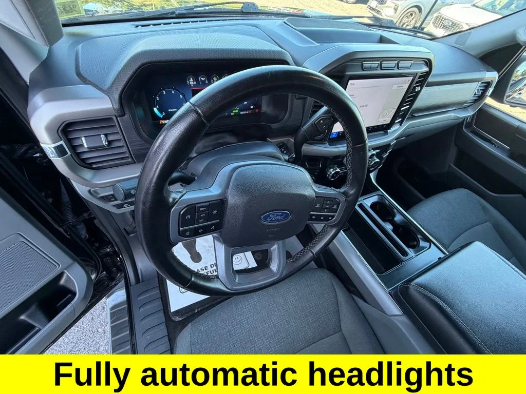 Used 2024 Black Ford XLT image 12