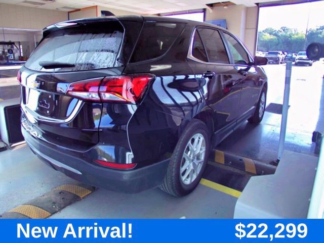 Used 2024 Mosaic Black Metallic Chevrolet LT image 4