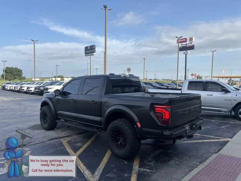 Used 2023 Avalanche Ford Raptor image 3
