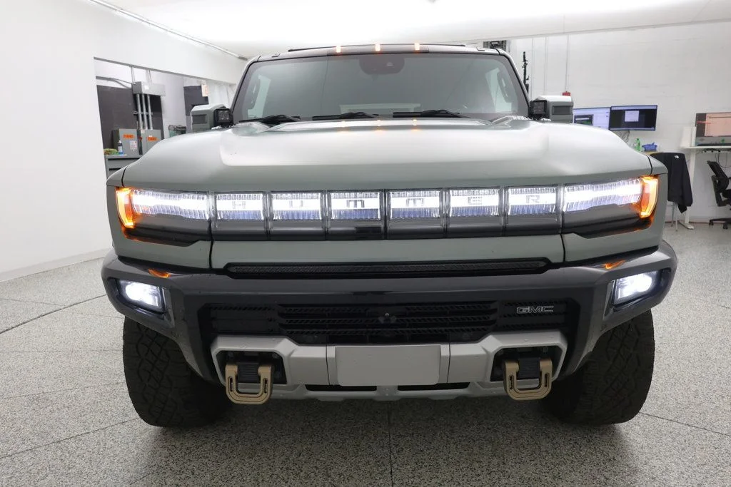 Used 2024 Moonshot Green Matte GMC e4WD 4dr 3x Edition 1 w/ Extreme Off-Road & Bronze Beadlock Pkgs image 2