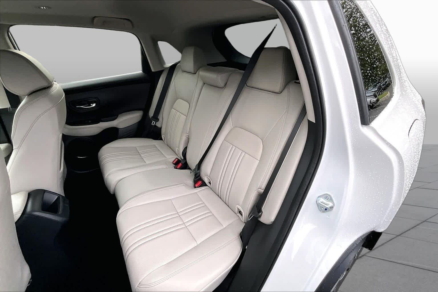 Certified Used 2026 Platinum White Pearl Honda AWD EX-L image 18