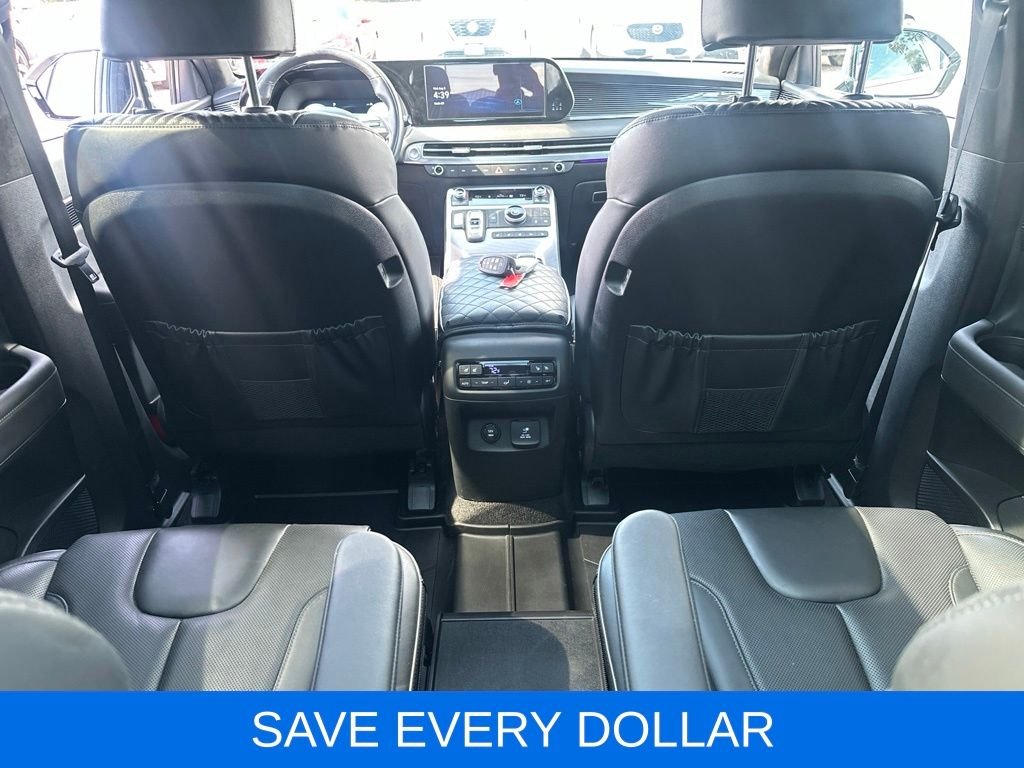 Used 2023 Silver Hyundai Calligraphy image 17