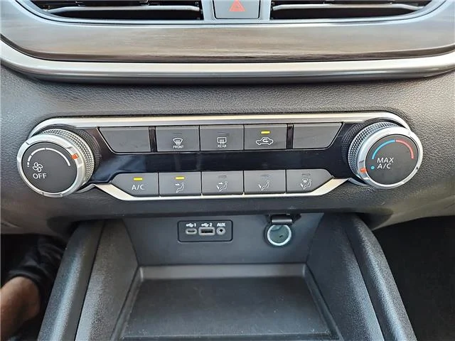 Used 2025 White Nissan SV image 13