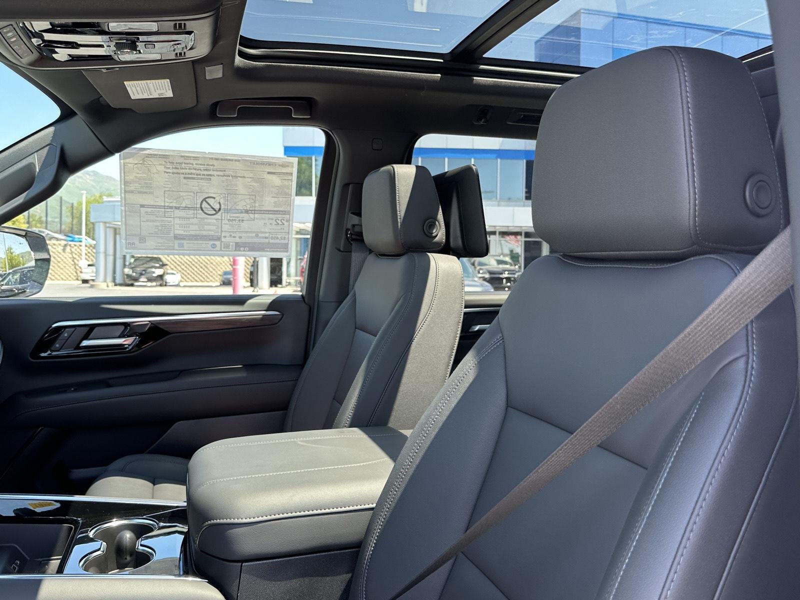 2026 Chevrolet Suburban Z71 - Photo 26