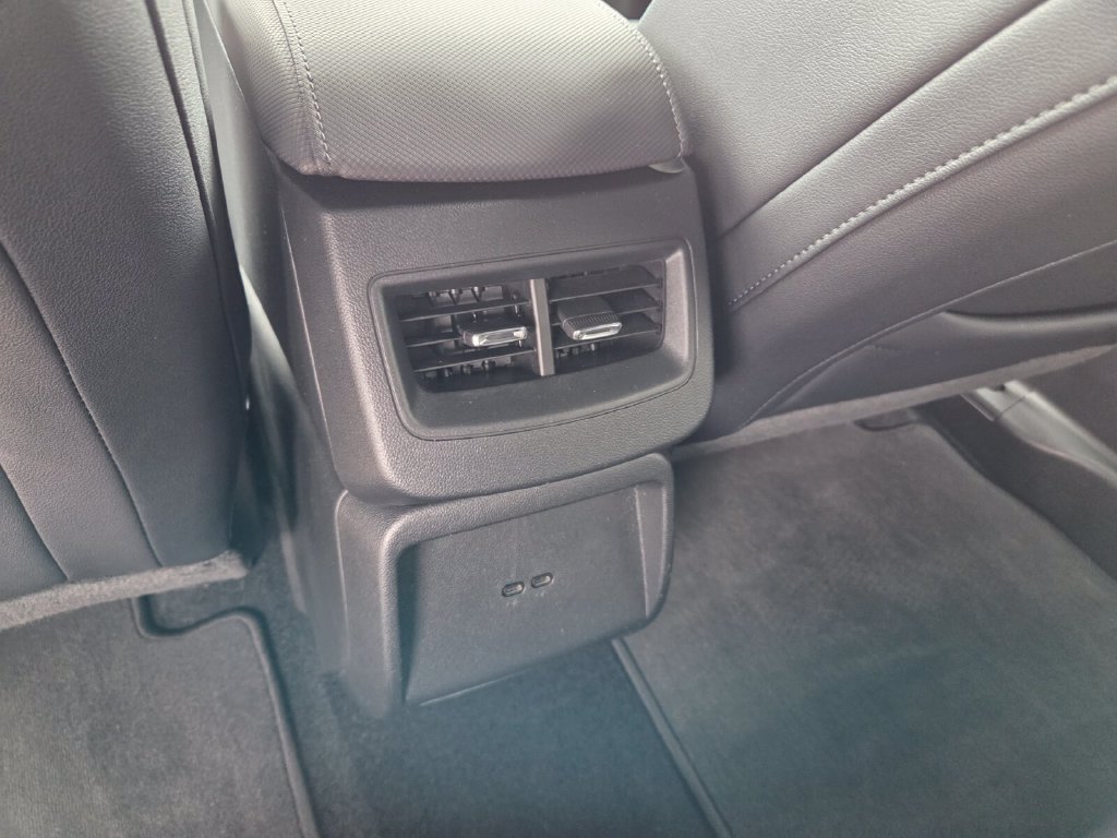 2024 Chevrolet Equinox EV LT - Photo 8