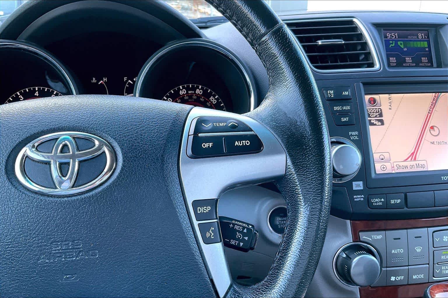 Used 2012 Black Toyota Limited image 22