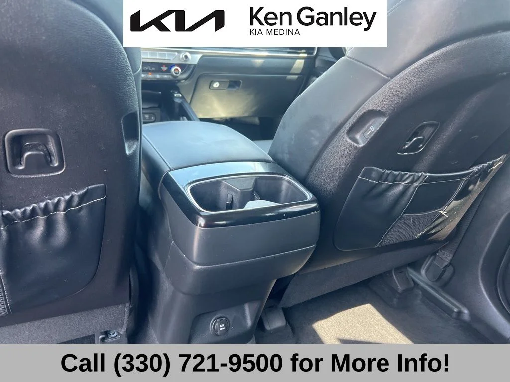 Used 2024 Black Kia S image 47