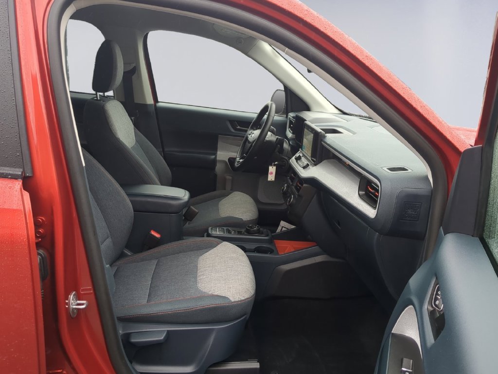 Used 2023 Red Ford XLT image 19