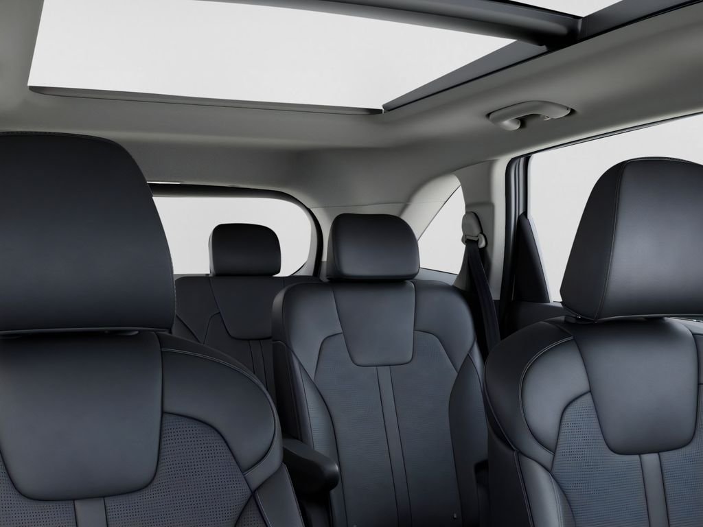 New 2026 White Kia X-Line EX image 27