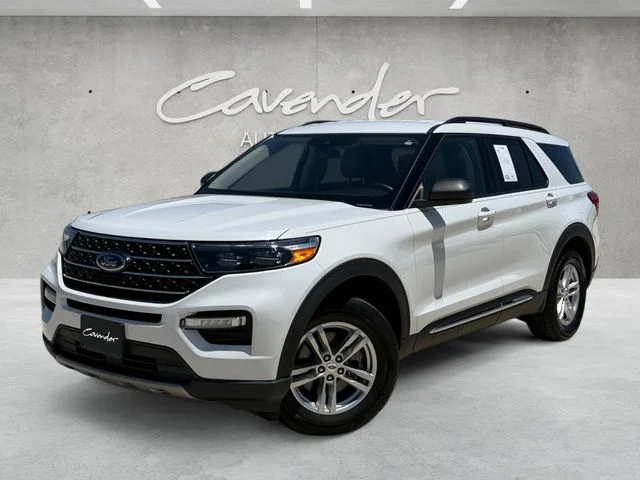 2023 Ford Explorer XLT RWD's photo