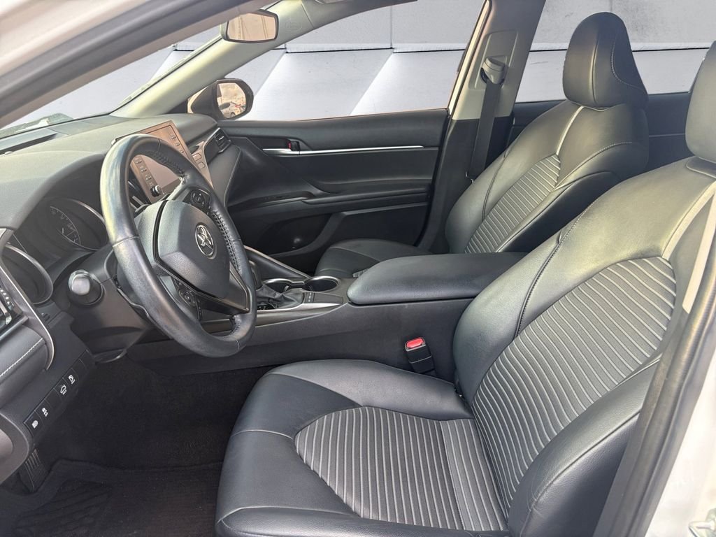 Used 2022 White Toyota SE image 7