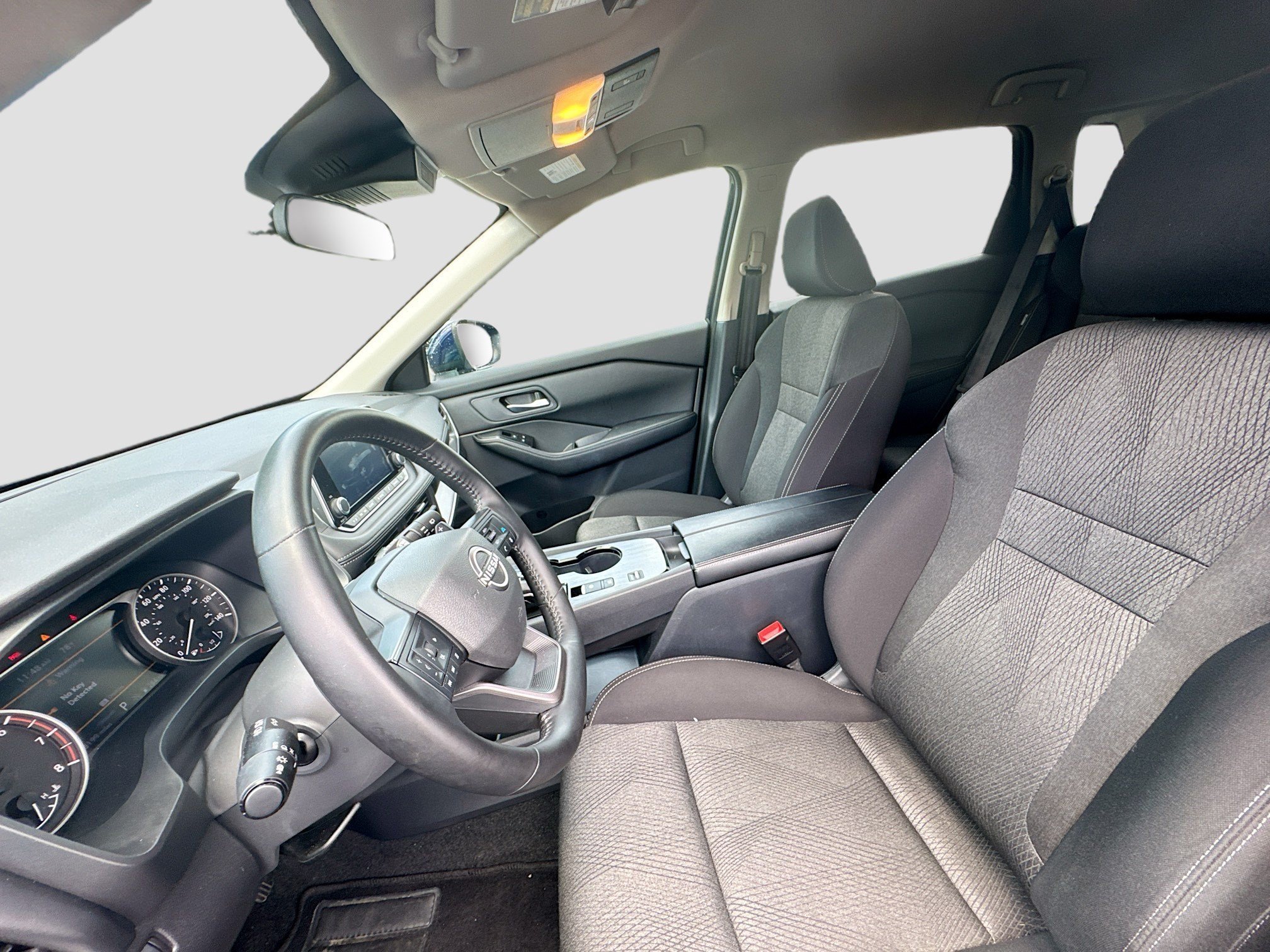 Used 2025 Deep Ocean Blue Pearl Nissan SV image 20