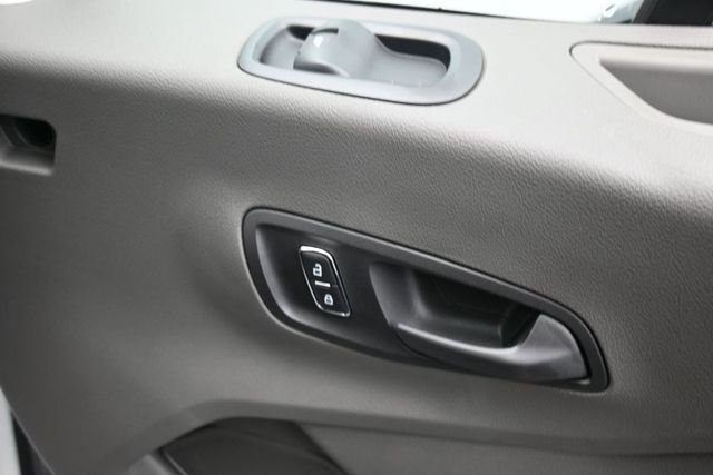 New 2026 Oxford White Ford Cargo Van image 29