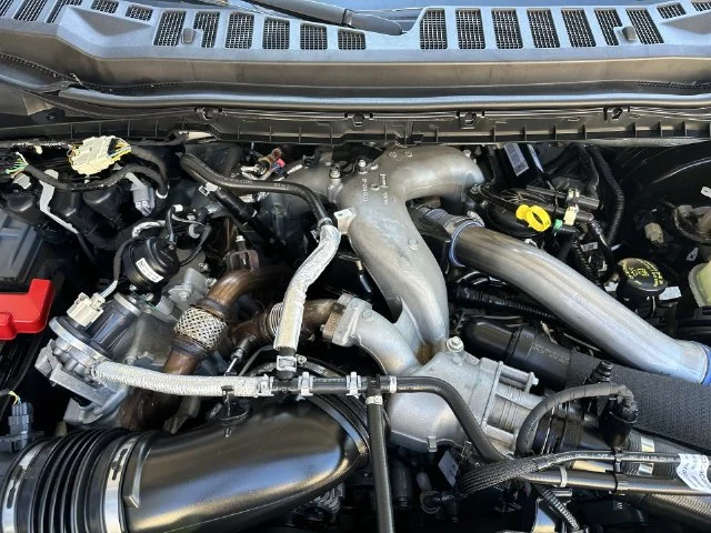 Used 2024 Silver Ford Lariat image 28