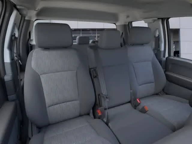 New 2026 Oxford White Ford F-350® XL image 32