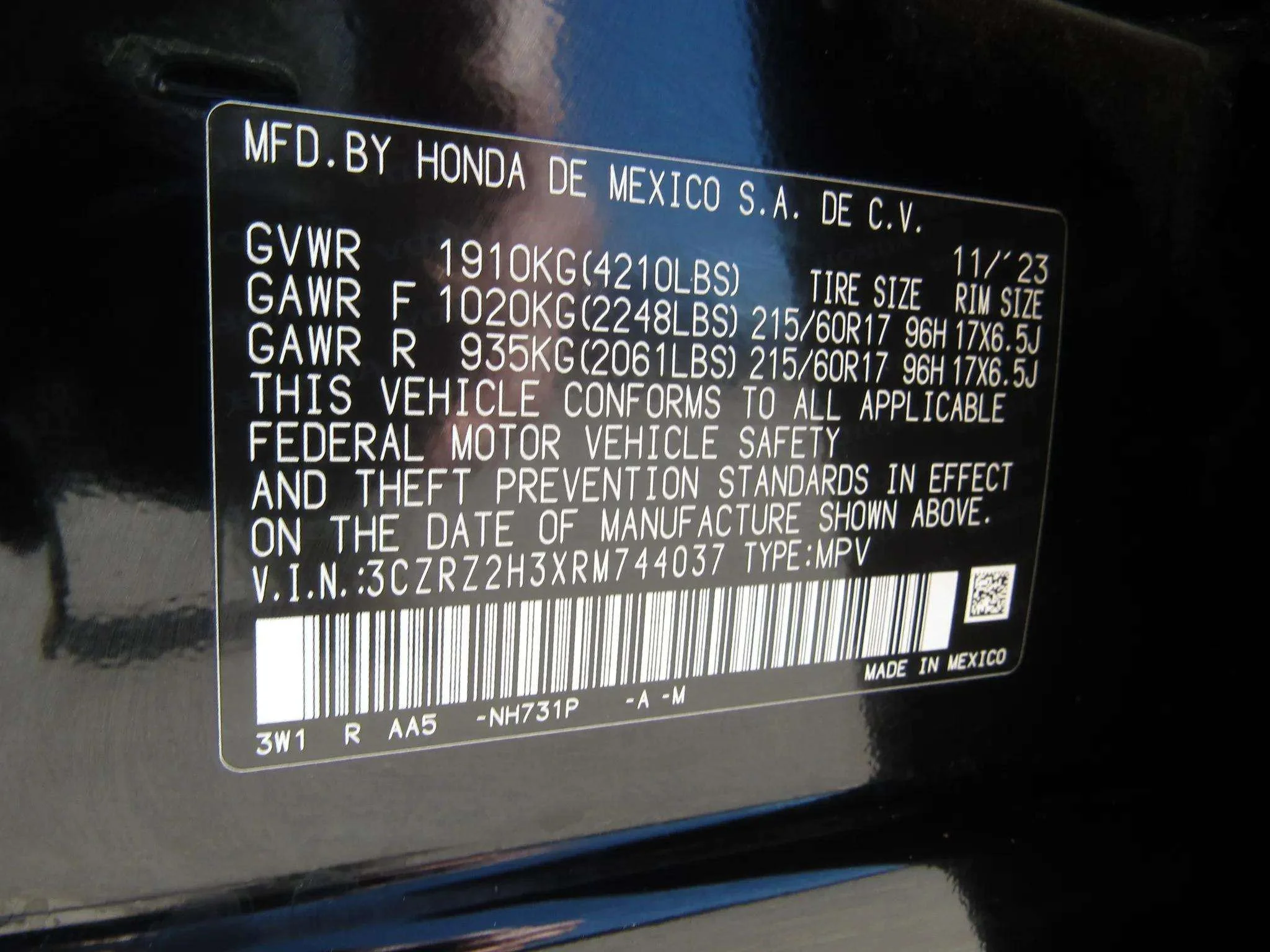 Certified Used 2024 Crystal Black Pearl Honda 5DR AWD LX image 55