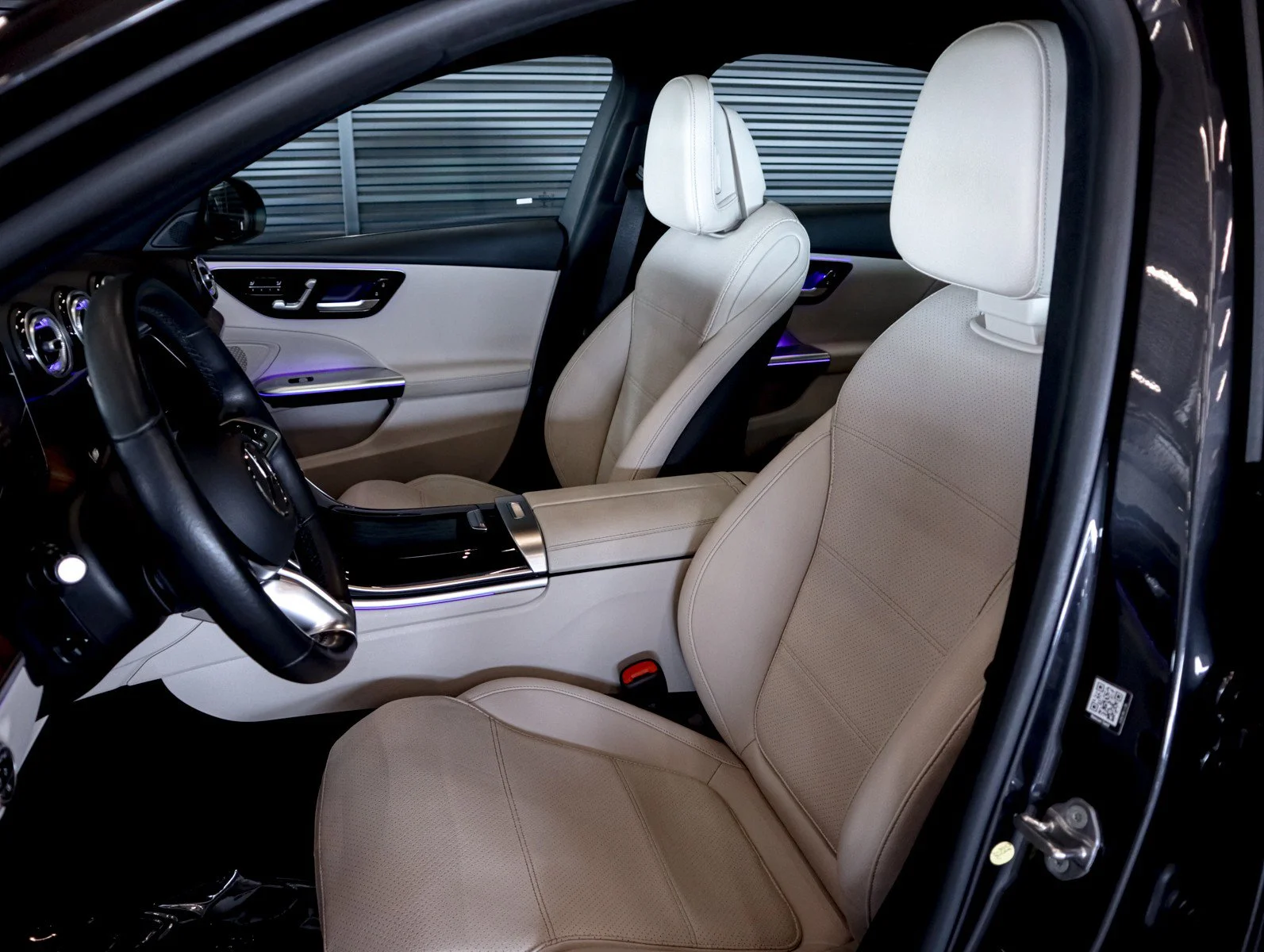 Used 2022 Gray Mercedes-Benz C 300 image 6