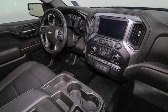 Used 2021 Gray Chevrolet LT image 17