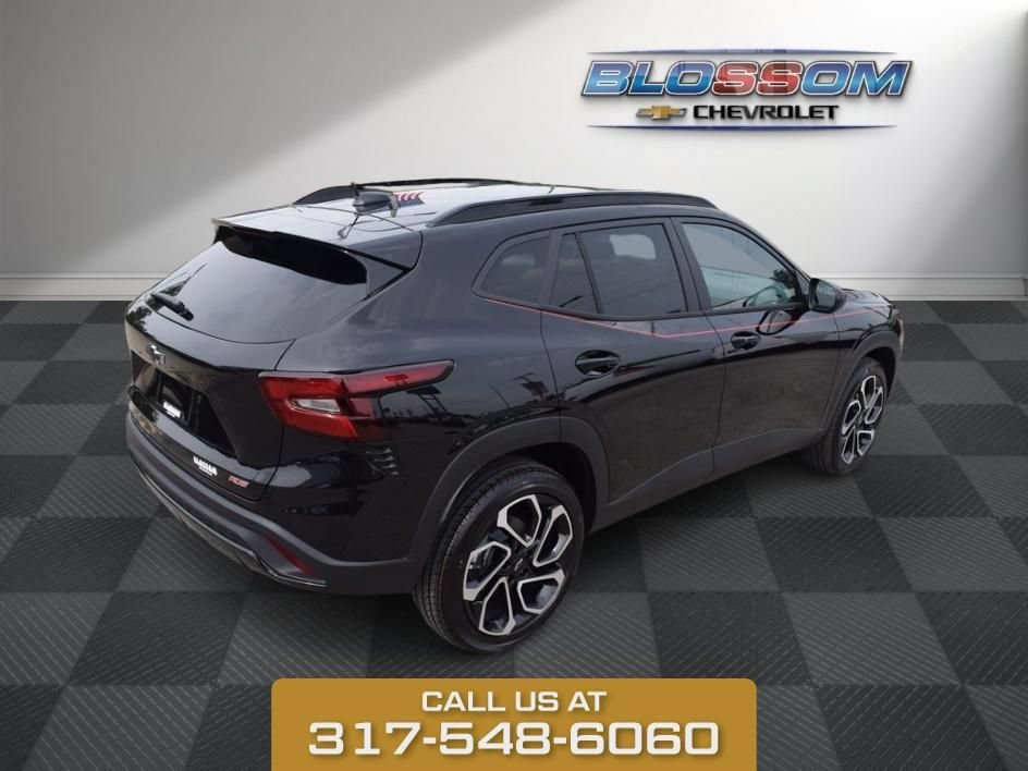 2026 Chevrolet Trax RS - Photo 7