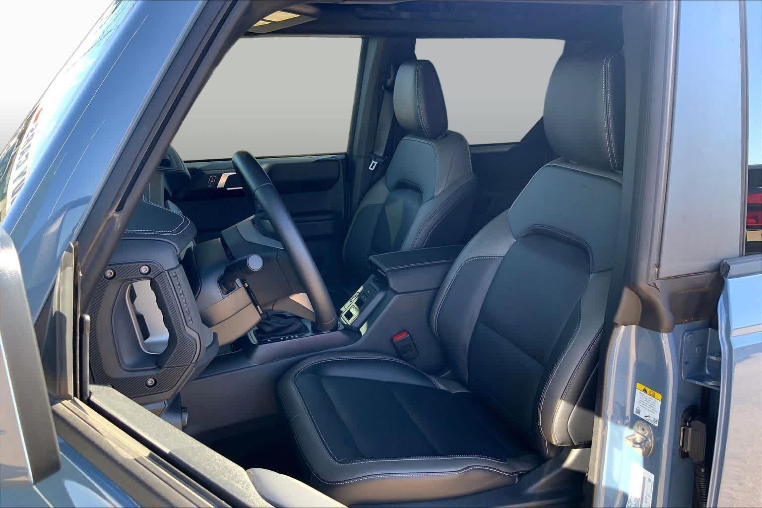 Used 2025 Azure Gray Metallic Tri-Coat Ford Outer Banks image 8