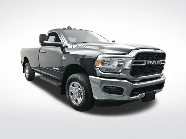 2020 RAM 3500 Tradesman 4X4 Regular cab's photo