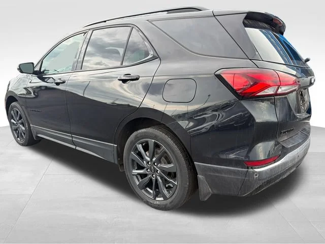 Used 2023 MOSAIC BLACK METALLIC Chevrolet RS image 3