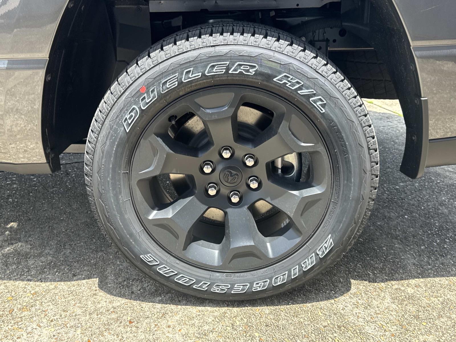 New 2026 Granite Crystal Metallic Clear-Coat Exterior Paint RAM Express image 3