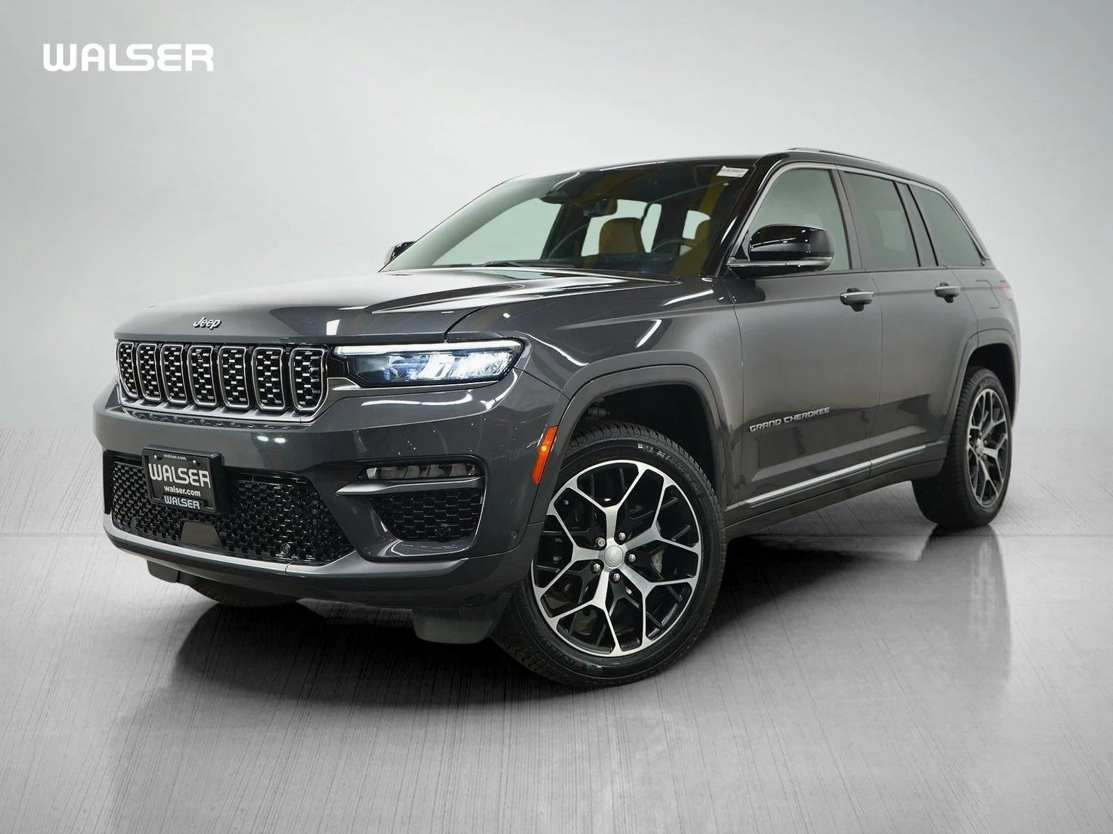 2024 Jeep Grand Cherokee Summit Reserve's photo