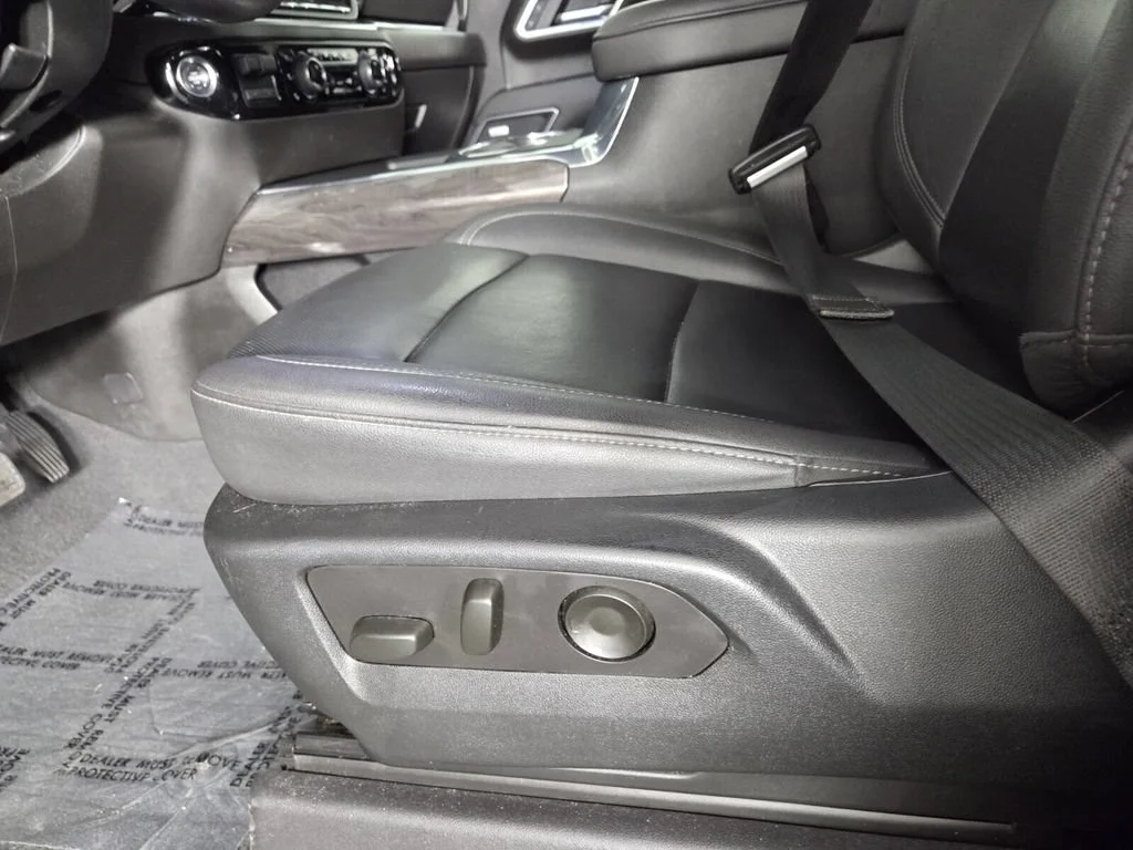 Used 2025 Black Chevrolet LTZ image 16