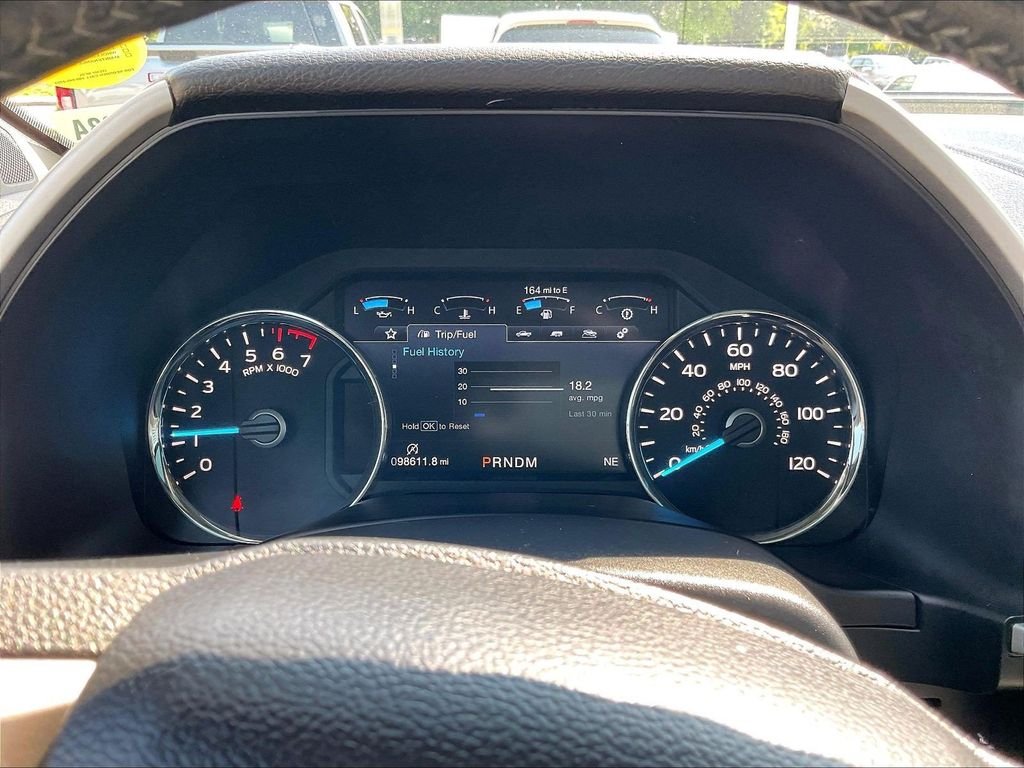 Used 2018 White Ford Lariat image 25