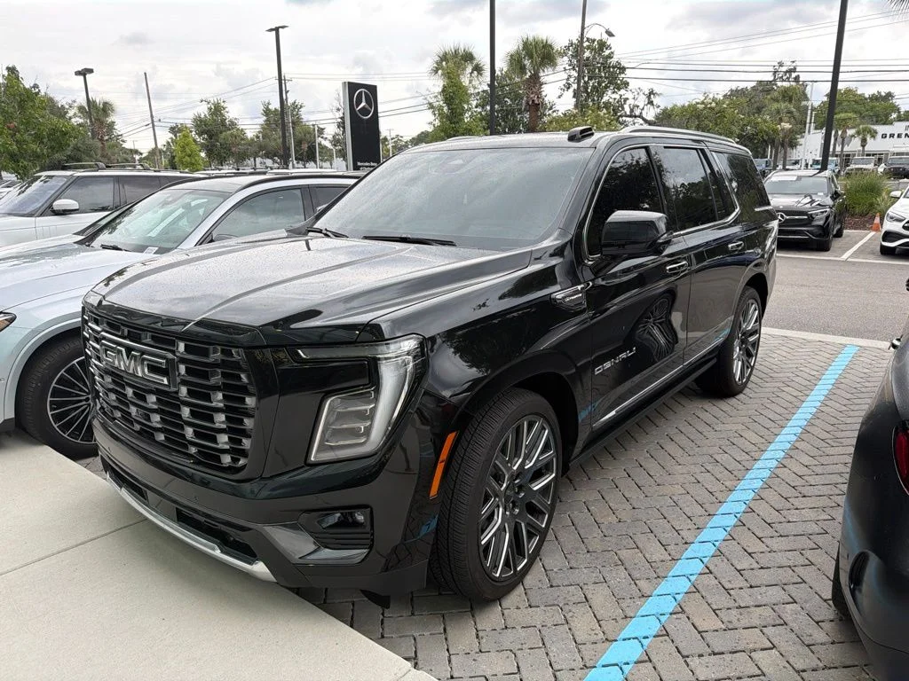 Used 2026 Black GMC Denali Ultimate image 1