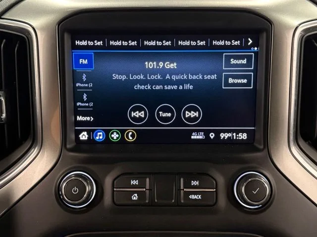 Used 2019 Red Chevrolet RST image 22
