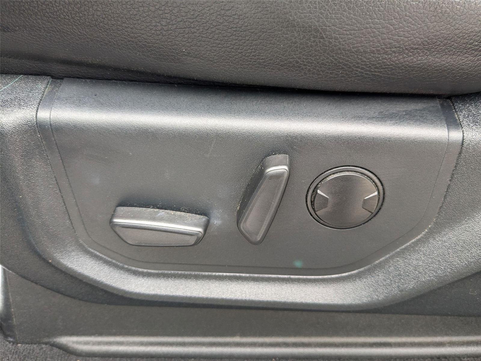 Used 2021 Carbonized Gray Metallic Ford LARIAT image 15