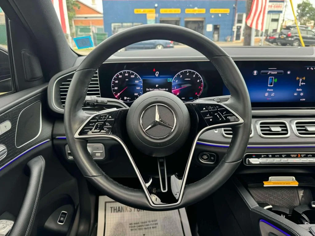Used 2024 Black Mercedes-Benz GLE 350 image 15