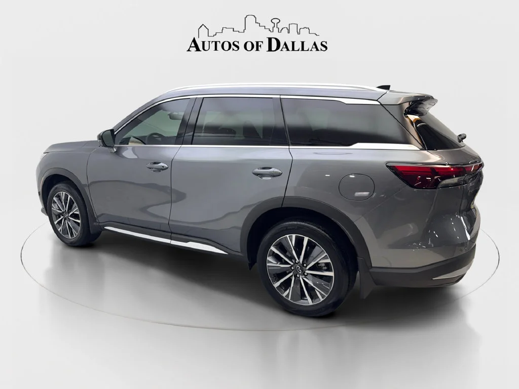 Used 2026 Gray INFINITI LUXE image 10
